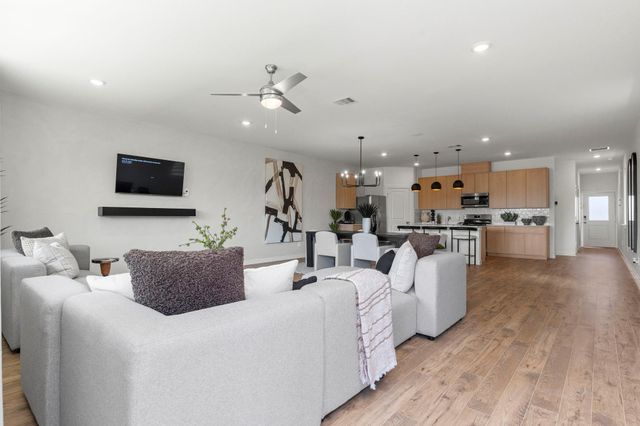 4001 Ripe Meadow Way, Pearland, TX 77581
