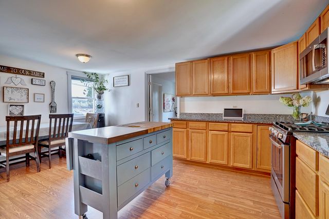 365 Shattuck Way, Newington, NH 03801