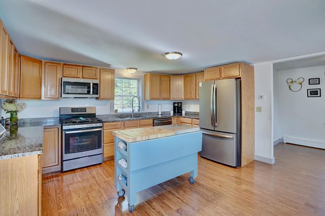365 Shattuck Way, Newington, NH 03801