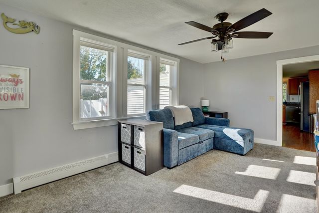 365 Shattuck Way, Newington, NH 03801