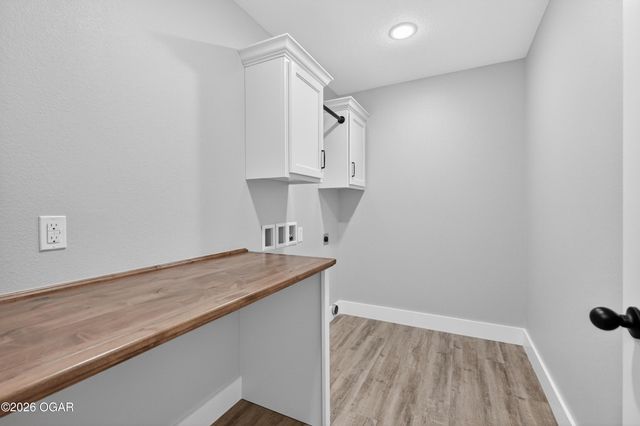 2005 Lakeview Street, Carthage, MO 64836