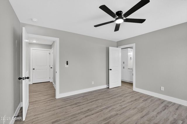 2005 Lakeview Street, Carthage, MO 64836