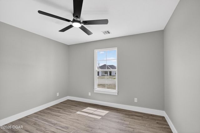 2005 Lakeview Street, Carthage, MO 64836