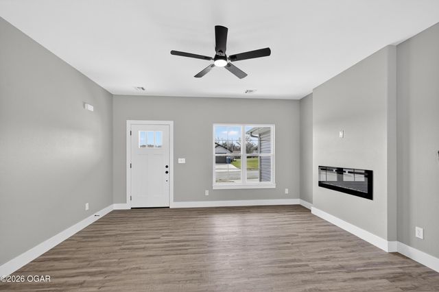 2005 Lakeview Street, Carthage, MO 64836