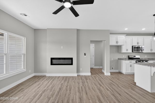 2005 Lakeview Street, Carthage, MO 64836