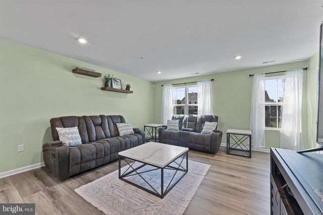 140 NELSON LN, Sanatoga, PA 19464