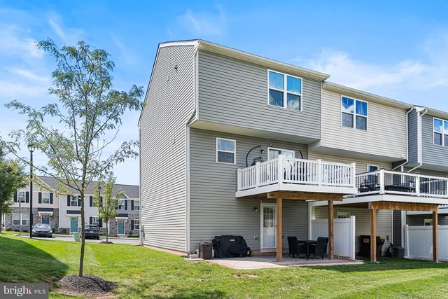 140 NELSON LN, Sanatoga, PA 19464