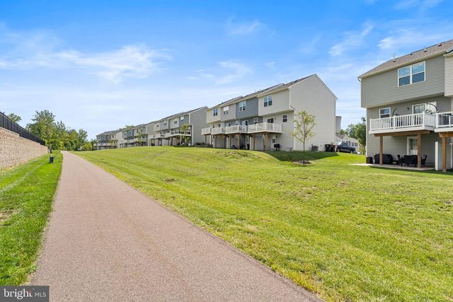 140 NELSON LN, Sanatoga, PA 19464