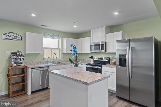 140 NELSON LN, Sanatoga, PA 19464