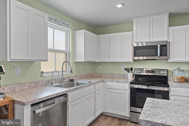 140 NELSON LN, Sanatoga, PA 19464