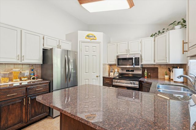 3515 N 425 E, North Ogden, UT 84414