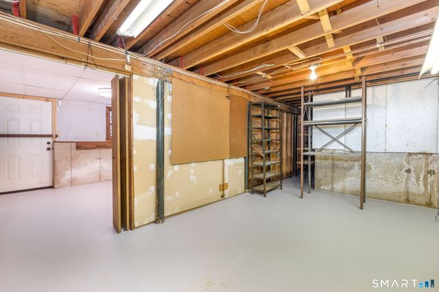 1171 Woodruff Street, Southington, CT 06489