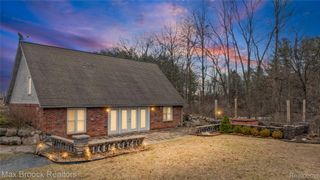 5186 Pinckney Road, Marion Township, MI 48843