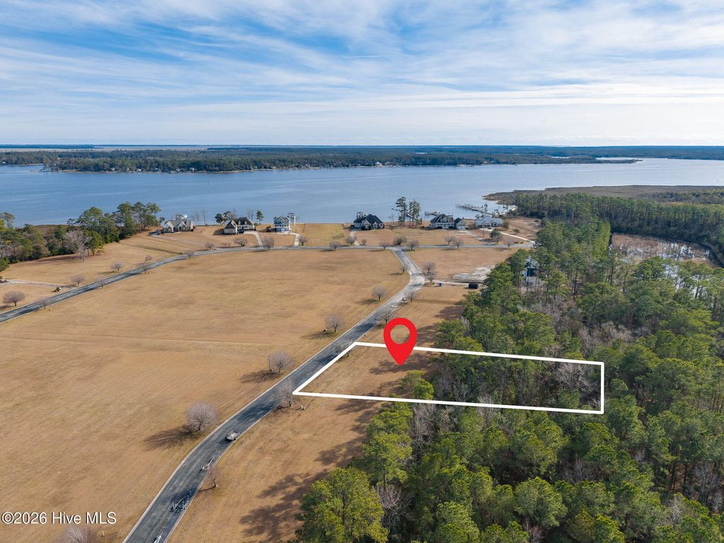109 Bare Foot Court, Havelock, NC 28532