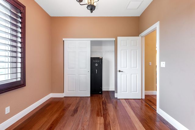 112 ISOLA Circle, Royal Palm Beach, FL 33411