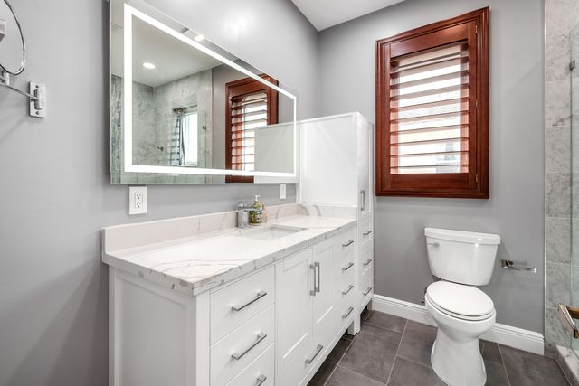 112 ISOLA Circle, Royal Palm Beach, FL 33411