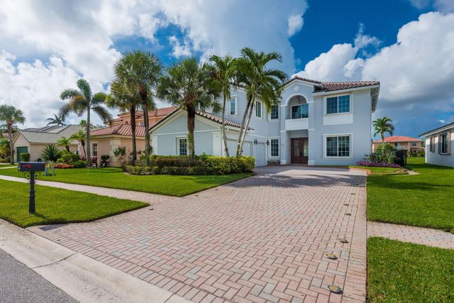 112 ISOLA Circle, Royal Palm Beach, FL 33411