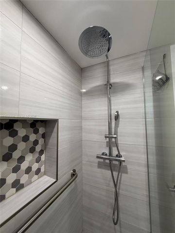 19001 NE 14th Ave 144, Miami, FL 33179