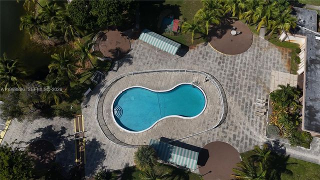 19001 NE 14th Ave 144, Miami, FL 33179