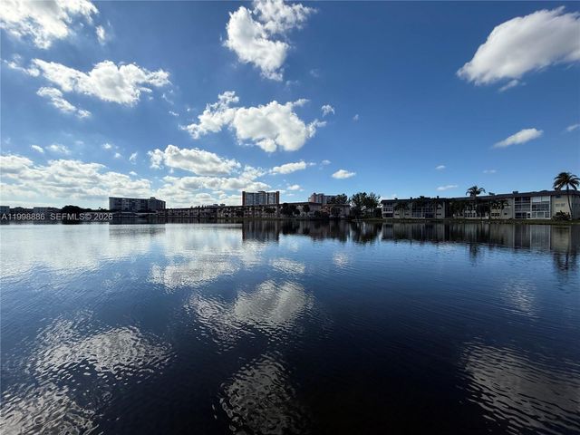 19001 NE 14th Ave 144, Miami, FL 33179