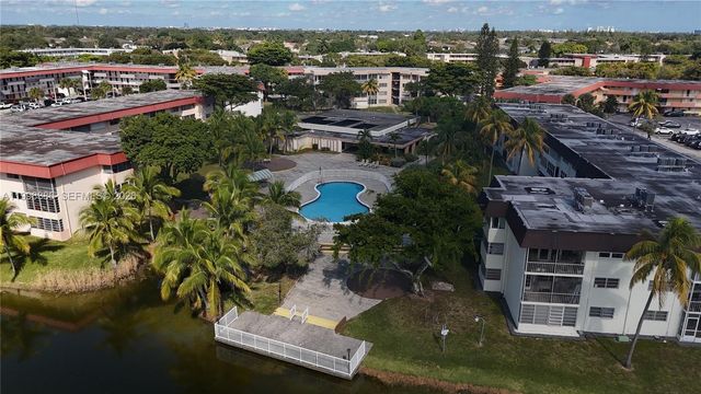 19001 NE 14th Ave 144, Miami, FL 33179