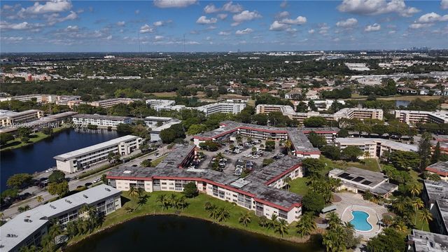 19001 NE 14th Ave 144, Miami, FL 33179