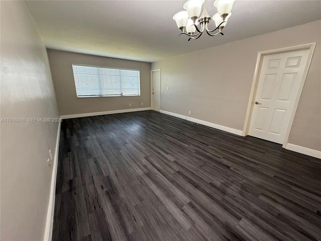 19001 NE 14th Ave 144, Miami, FL 33179