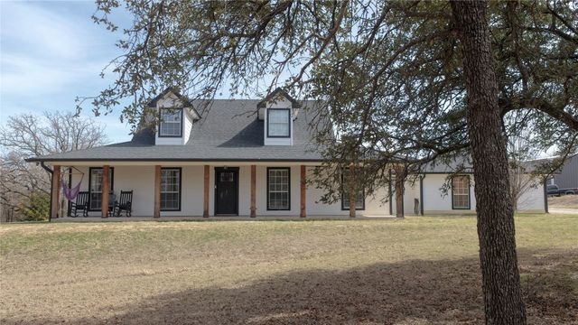 725 Hunter Trail, Bridgeport, TX 76426