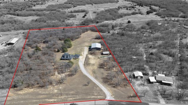 725 Hunter Trail, Bridgeport, TX 76426