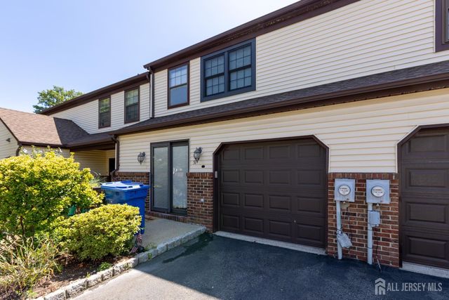 51 Aspen Drive, North Brunswick, NJ 08902