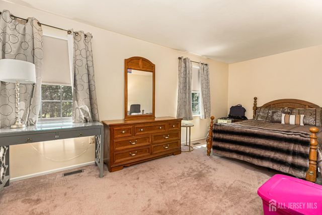 51 Aspen Drive, North Brunswick, NJ 08902