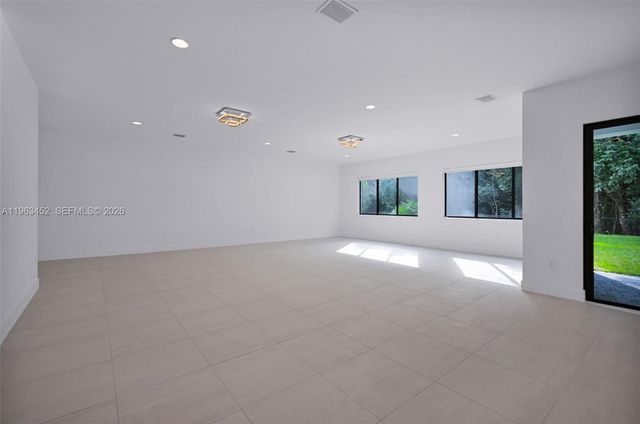 10386 SW 57th Ct, Cooper City, FL 33328