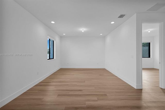 10386 SW 57th Ct, Cooper City, FL 33328