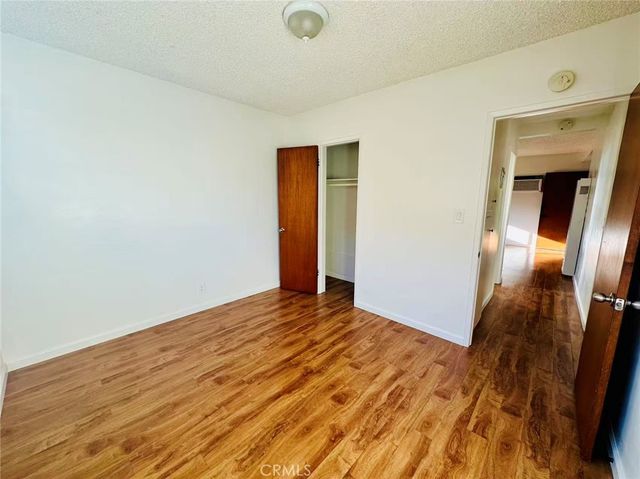 933 N Alameda Avenue 6, Azusa, CA 91702