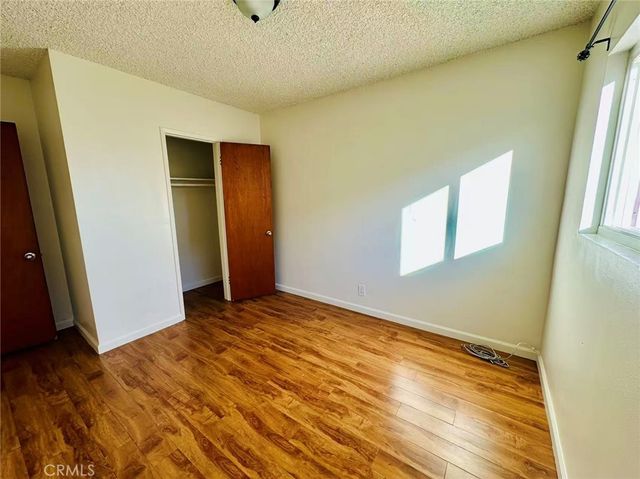 933 N Alameda Avenue 6, Azusa, CA 91702