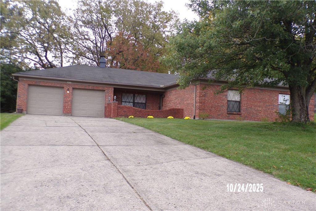 720 Talowood Drive, Beavercreek, OH 45430