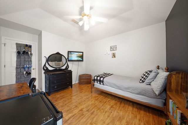 215 Sioux Drive, Waxahachie, TX 75165