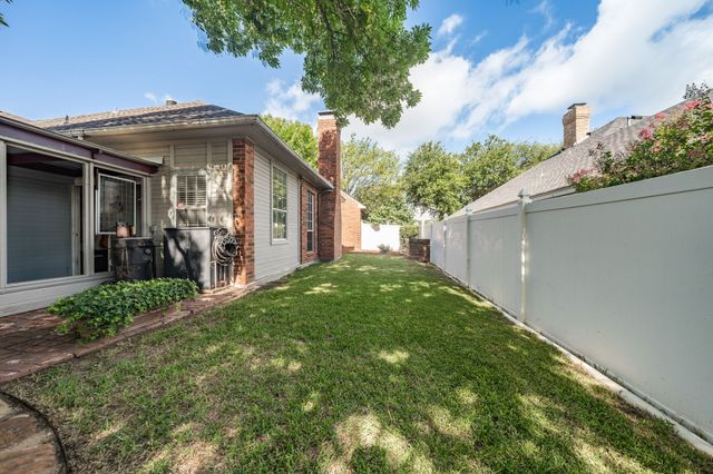 215 Sioux Drive, Waxahachie, TX 75165