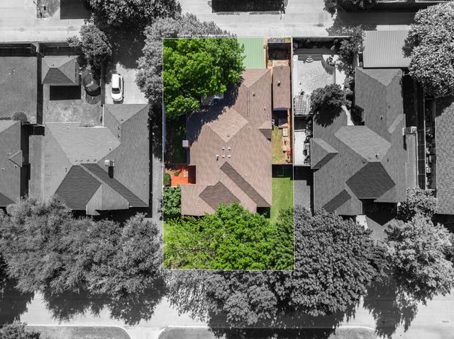215 Sioux Drive, Waxahachie, TX 75165