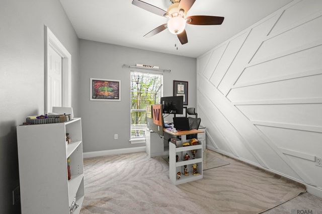 13156 Oak Knoll Dr, Geismar, LA 70734
