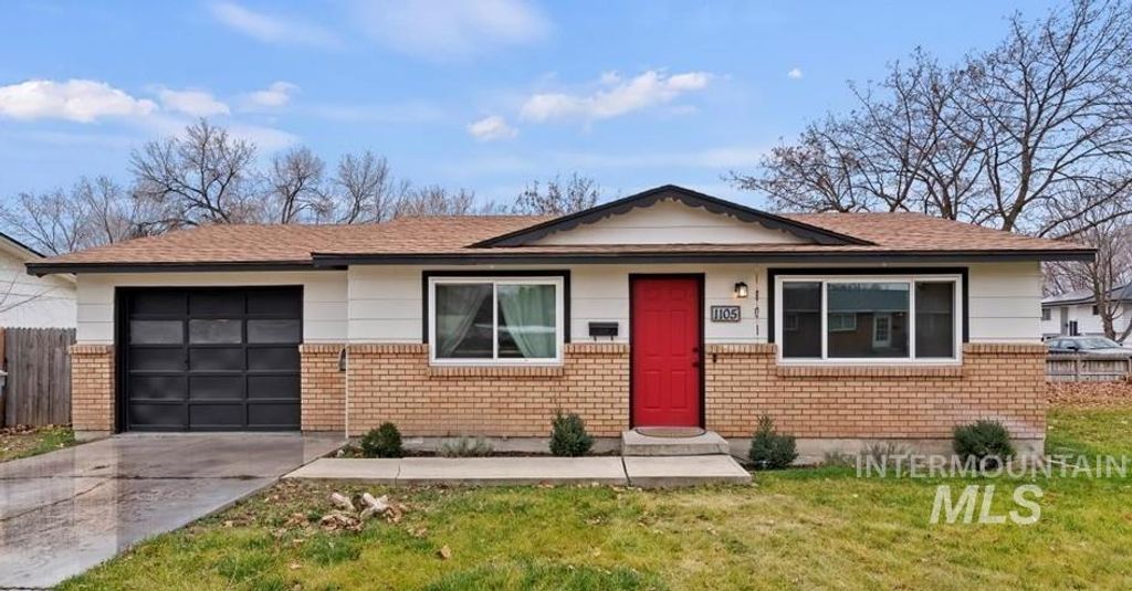 1105 E Roosevelt Ave, Nampa, ID 83686