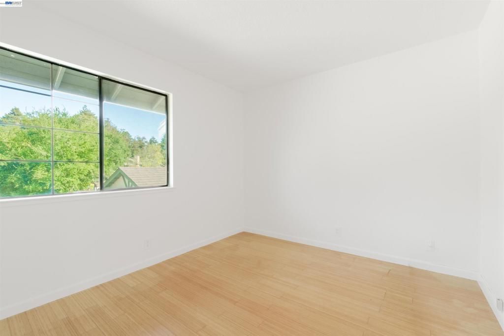 Image 14 of property listing at 4157 Tanager Cmn, Fremont, CA 94555