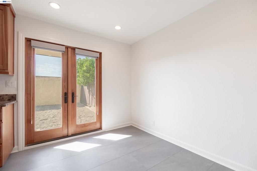 Image 5 of property listing at 4157 Tanager Cmn, Fremont, CA 94555