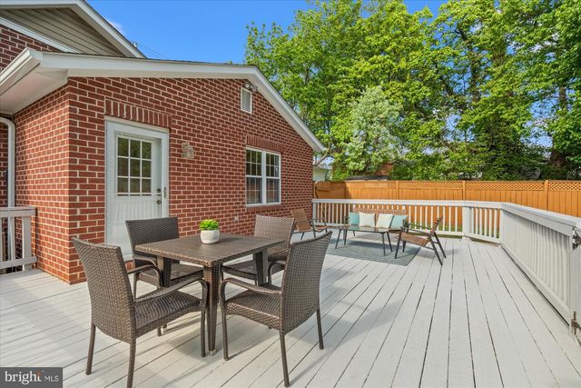 5116 22ND ST N, Arlington, VA 22207