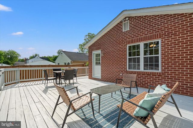 5116 22ND ST N, Arlington, VA 22207