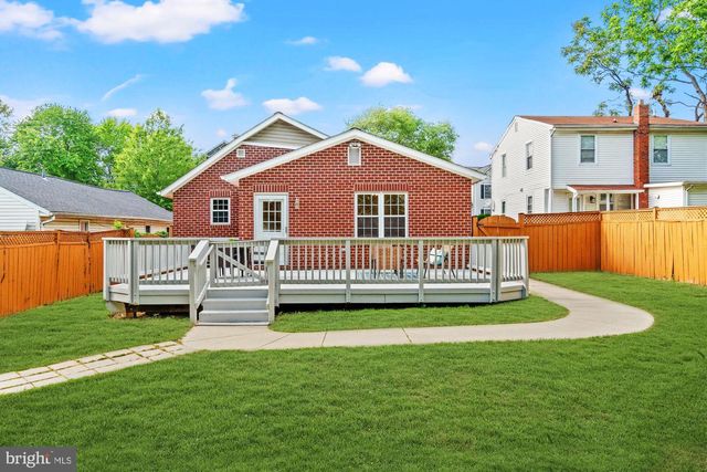 5116 22ND ST N, Arlington, VA 22207