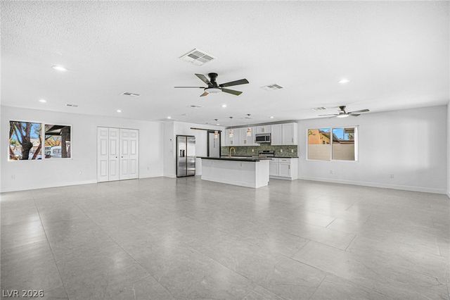 1504 Banner Circle, Las Vegas, NV 89102