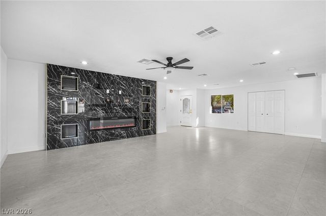 1504 Banner Circle, Las Vegas, NV 89102