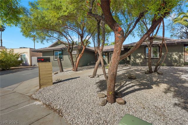 1504 Banner Circle, Las Vegas, NV 89102
