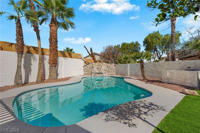 1504 Banner Circle, Las Vegas, NV 89102